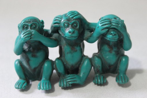 esculturas-em-bronze-os-trs-macacos-sabios-e-solidarios-7254-MLB5192418389_102013-F